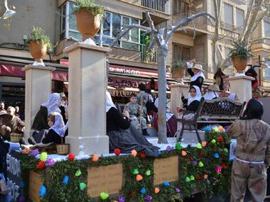 Una gentada participa a les beneïdes de Manacor per honorar Sant Antoni i reivindicar les arrels pageses del municipi