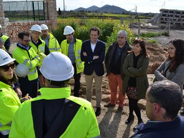 Les obres de l’electrificació del tren avancen a la nova subestació de Manacor i es preveu que aquest estiu ja arribin trens elèctrics