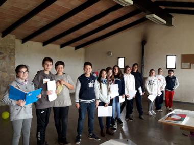 Els consellers i conselleres del Consell d’Infants de Manacor preparen el seu primer ple com a representants públics