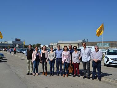 Centenears de persones acudeixen a la XVIII Fira de Vehicles d’Ocasió i els organitzadors esperen batre rècords de visites