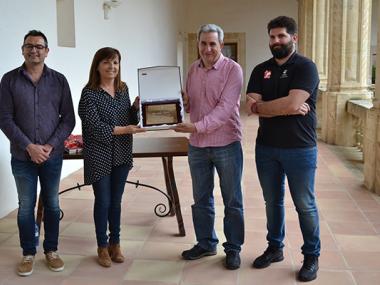 L'Ajuntament reconeix el primer equip masculí del Club Voleibol Manacor pel seu ascens a la màxima categoria
