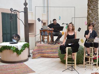Els Ciutat de Manacor premien els treballs literaris  d'Àngels Fitó, Anna Pentinat, Denise G. Duncan i Maria M. Gelabert 