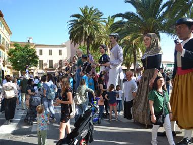 La Trobada de Gegants, l’art i el concert de cloenda encenen la traca final de les Fires i Festes de Manacor