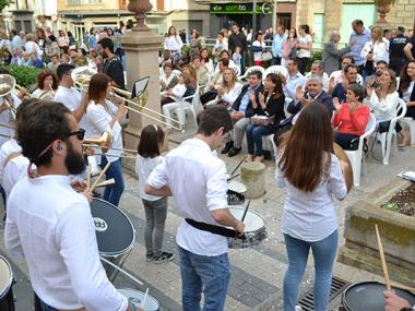 Els colors i la fantasia de les Carrosses i Comparses i la Jornada de Cuina posen el punt i final a les Fires i Festes 