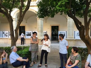 INAUGURADA L’EXPOSICIÓ SOBRE EL VOLUNTARIAT AL CLAUSTRE DE MANACOR