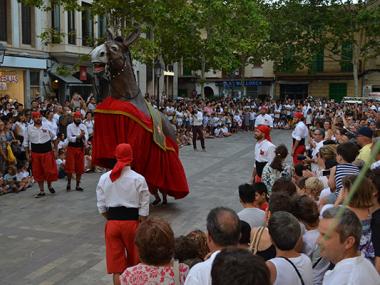La Crida a les festes de Sant Jaume i la Mulassa donen el sus a una setmana plena d’activitats i de tradició