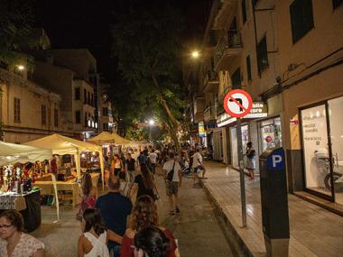 Èxit d’afluència a la XIX Fira Nocturna Artística i Artesana de Sant Jaume