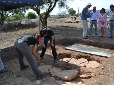La zona arqueològica de Son Peretó s'engrandeix amb la compra d'uns terrenys de 15.000 m² de superfície
