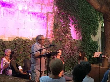 Manacor homenatja Josep M. Llompart i acomiada l’estiu amb una vetllada poètica i cultural a Porto Cristo
