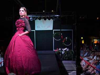La primera desfilada de joves dissenyadors mallorquins inunda de moda, color i talent XXI Fira de setembre