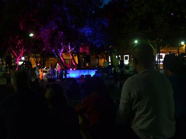 Els dos concerts del Jas Jazz ompliren la plaça de Ramon Llull de joves creadors i bona música per a tota la família 
