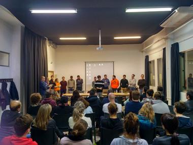 Famílies, alumnat, docents i professionals omplen l’Espai na Camel·la en la Jornada de difusió d’estudis tecnològics
