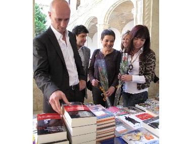 SANT JORDI. DIA DEL LLIBRE AL CALAUSTRE.