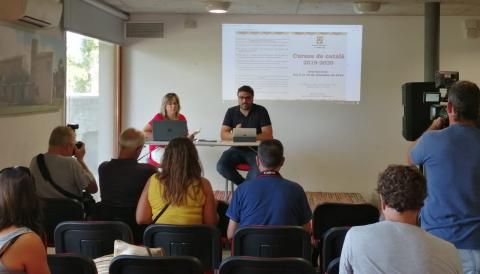 L’ESCOLA MUNICIPAL DE MALLORQUÍ PRESENTA LA SEVA OFERTA EDUCATIVA