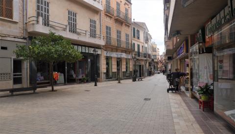 El mercat dels dilluns s'instal·larà a partir del gener a la zona per a vianants del centre de Manacor. 
