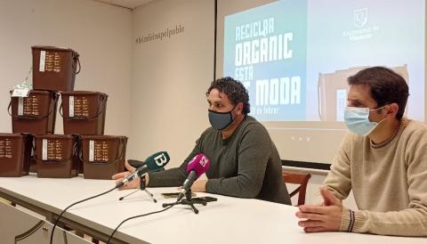 El delegat de Medi Ambient, Sebastià Llodrà, acompanyat del tècnic de Medi Ambient de l'Ajuntament de Manacor, Antoni Pascual.