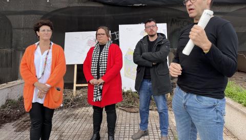 El batle de Manacor, Miquel Oliver, ha explicat el projecte a la premsa i a veïnats de la zona. 