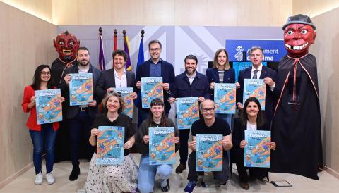 Miquel Oliver i Paula Asegurado a la presentació a l'Ajuntament de Palma. 