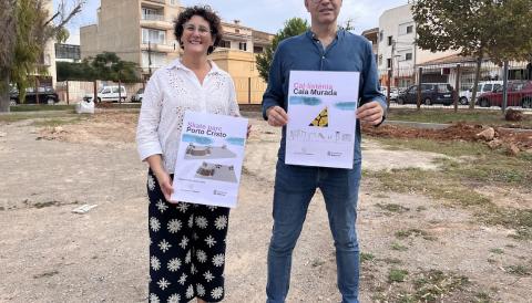 Miquel Oliver i Antònia Llodrà a la zona on s'instal·larà el nou skate parc. 