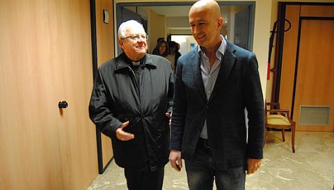 El batle de Manacor, Antoni Pastor, rep en audiència al Bisbe de Mallorca, Javier Salinas 