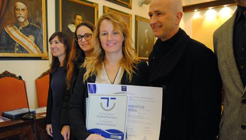 ENTREGATS ELS DISTINTIUS SICTED A DISTINTES EMPRESES TURISTIQUES DE MANACOR