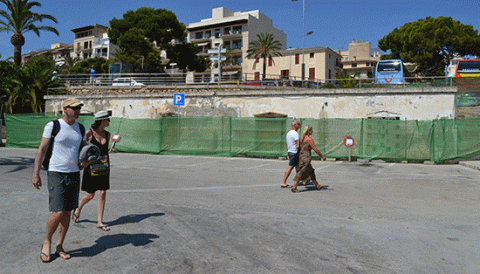 PortsIB invertirà uns 50.000 euros en la demolició dels escars en runes i en la consolidació de la vorera, el vial i l’escala que hi estan adossats