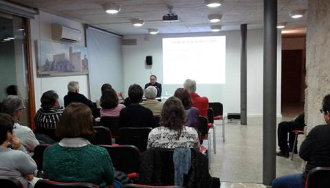 El Servei Lingüístic celebra l’Any Llull amb una conferència del professor de la UIB Gabriel Ensenyat sobre el polilingüisme