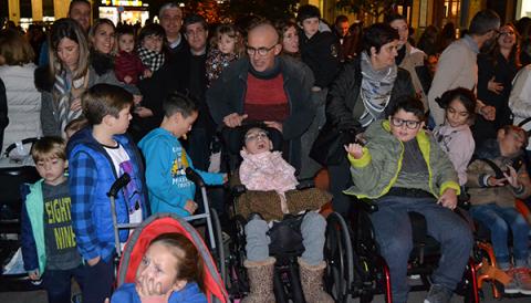 L’encesa de llums concentra centenars de persones a sa Bassa i dóna el tret de sortida a més de vuitanta actes nadalencs
