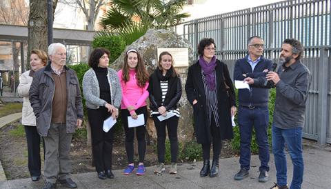 Manacor fa créixer l'ofrena floral a l'obelisc dedicat a Alcover
