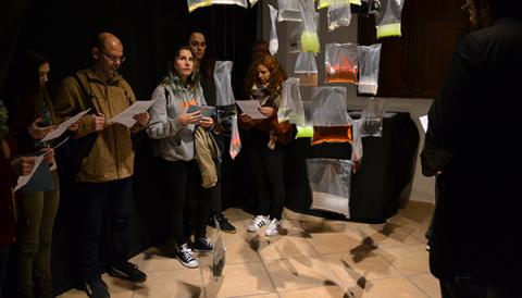 L'exposició Fluids estrena el nou espai d'art de gestió municipal del Complex s'Estació amb art experimental
