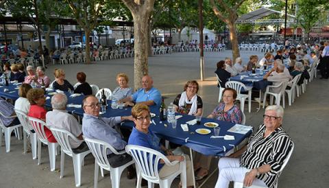La trobada de gent gran de Fires i Festes aplega nou entitats de gent gran i més de 400 persones 