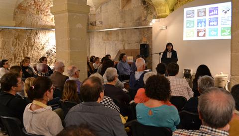 Manacor celebra els primers vint anys de comerç just al municipi gràcies al Casal de la Pau i s’Altra Senalla