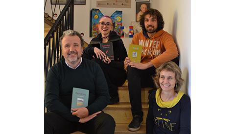 Els autors guanyadors dels premis Ciutat de Manacor 2017 presenten l’edició en paper de les seves obres literàries