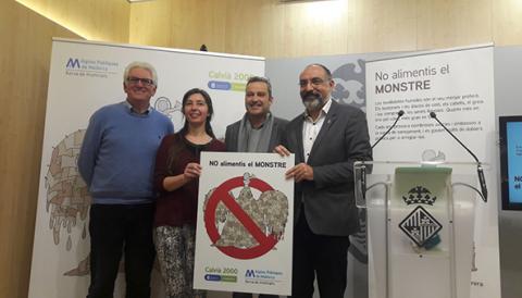 Manacor se suma a la campanya 'No alimentis el monstre' per conscienciar la població de no tirar tovalloletes humides al vàter