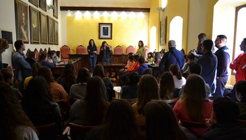 Més de 50 alumnes de la comarca recullen a Manacor els permisos de venda per participar al mercat ICAPE
