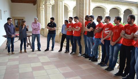 L'Ajuntament reconeix el primer equip masculí del Club Voleibol Manacor pel seu ascens a la màxima categoria