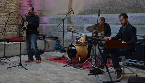 El Jas Jazz inunda de ritme, música en directe i gent els carrers del centre i la zona de vianants de Manacor 