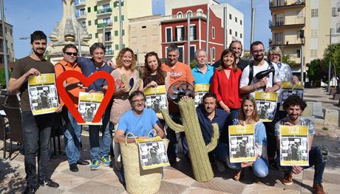 Els comerciants del carrer de Ciutat conviden tothom a passejar amb ells, l’art i la cultura dissabte horabaixa