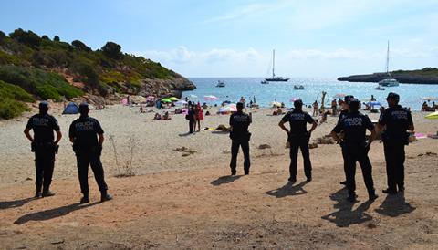 L’Ajuntament recupera la possessió efectiva de l’accés a Cala Varques i restringirà el trànsit en tot el camí