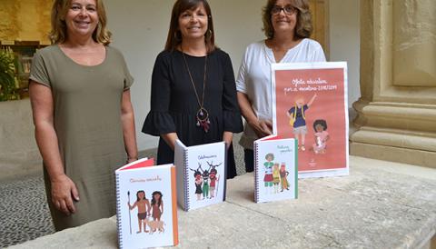 La guia educativa d'enguany ofereix prop d’un centenar d’activitats, tallers i visites a tots els escolars del municipi