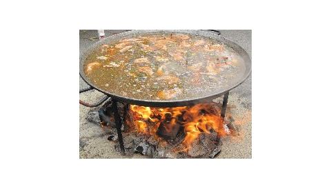PAELLA I VENT A SANTA CATALINA I ELS CREUERS