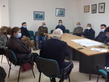 La reunió va tenir lloc al centre cívic de Cales de Mallorca. 