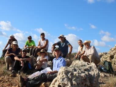 L'equip d'arqueòlegs que ha format part de l'excavació a sa Ferradura. 
