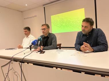 Miquel Oliver, Sebastià Llodrà i Francesc Grimalt, aquest dilluns en roda de premsa. 
